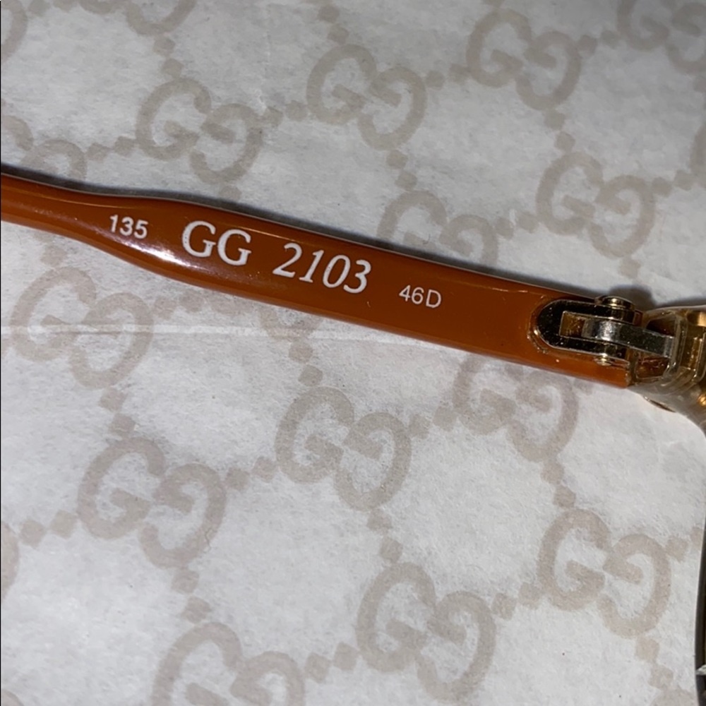 🔥SOLD ON MERC🔥Gucci Vintage Eyeglasses - Picture 5 of 9